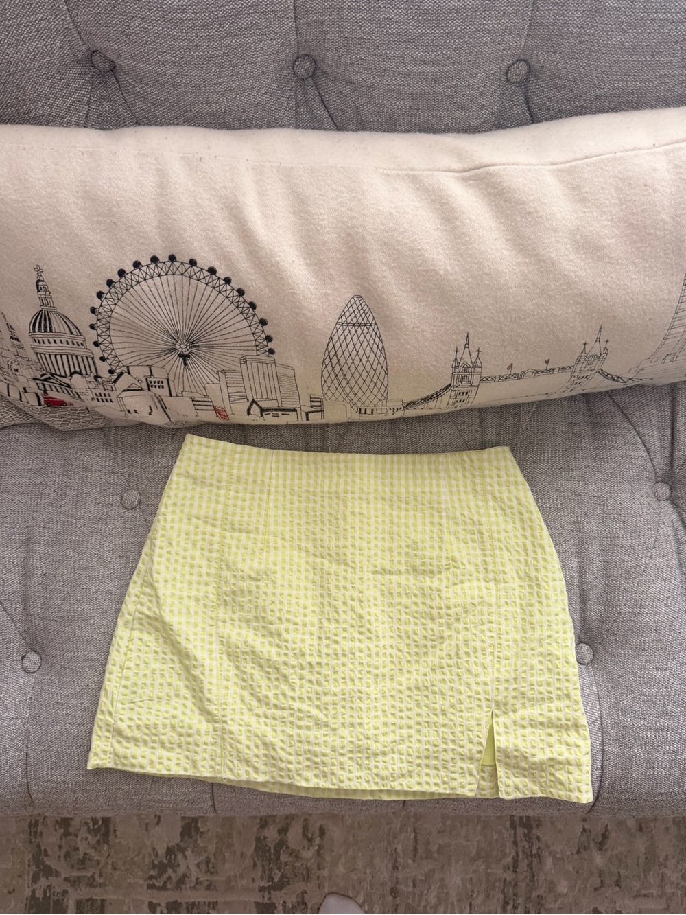 Zara Light Yellow Textured Mini Skirt